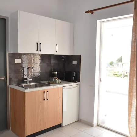 Harmonia 2 Guest house *